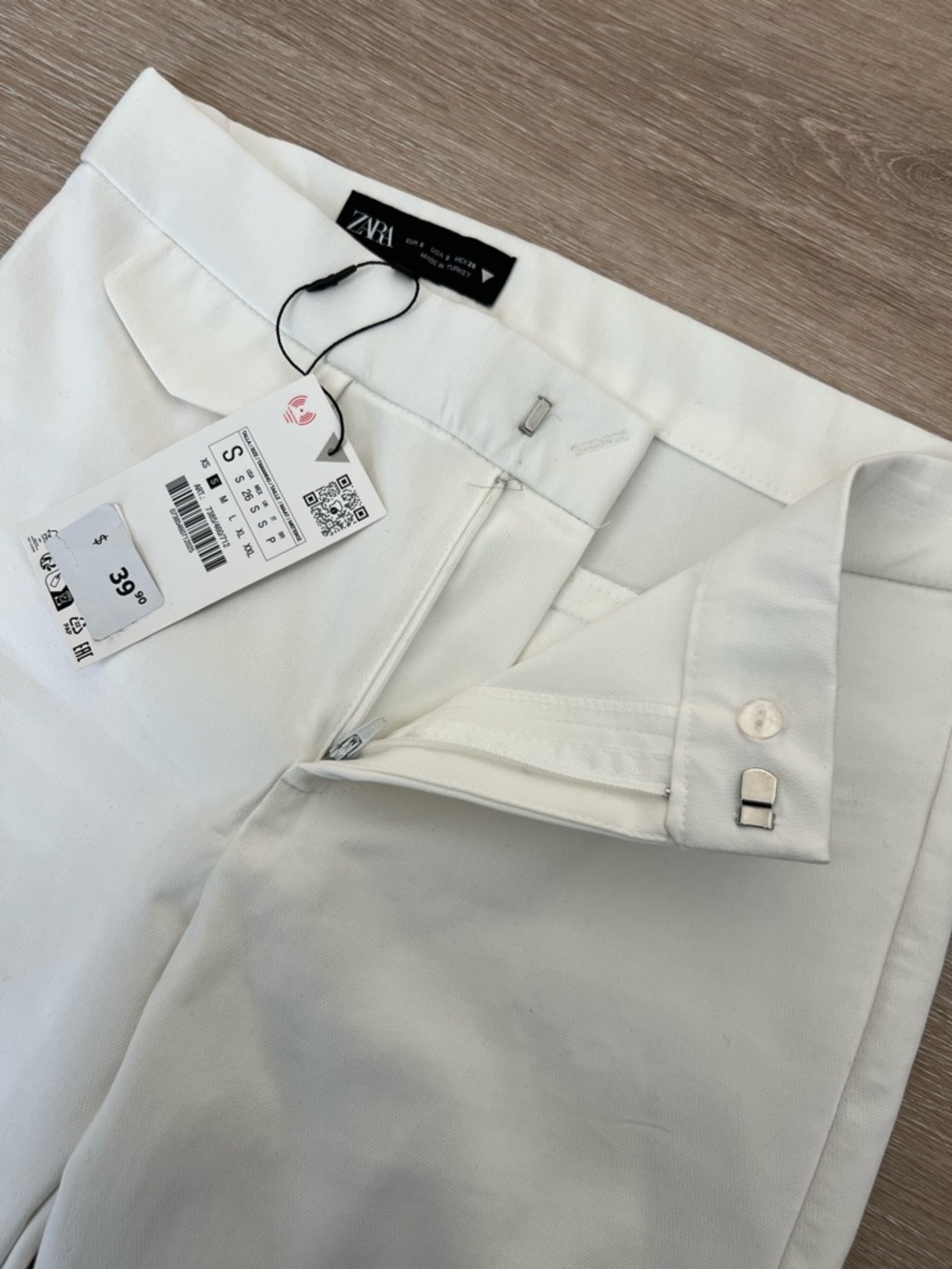 Zara Y2K White Retro Pants with Slight Flare